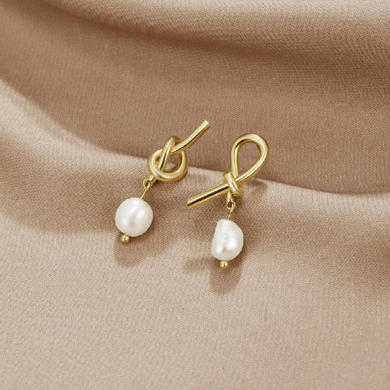 Knotted Gold & Freshwater Pearl Earrings